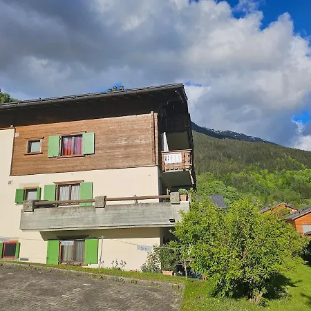 Close To Madrisa Cablecar With Stunning Panoramic View Appartement